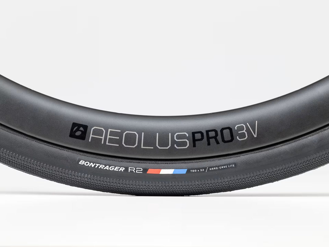 Bontrager - R2 Hard-Case Lite