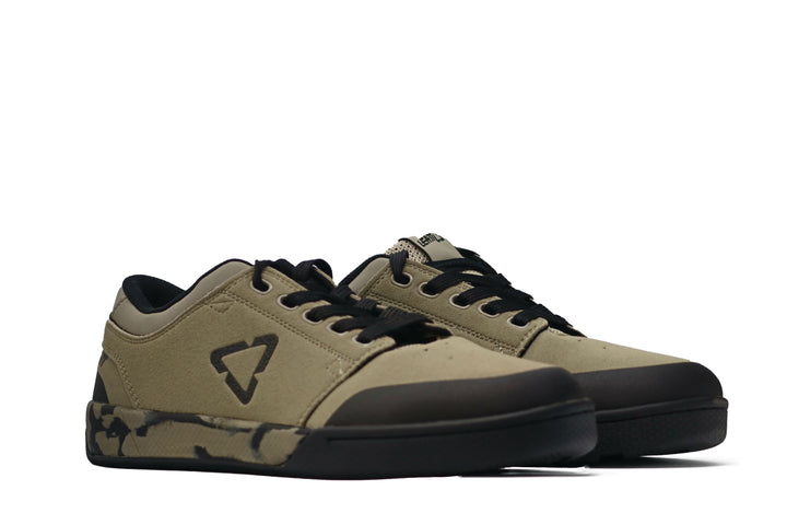 LEATT SHOE 2.0 FLAT DUNE US9.5